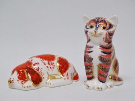 Royal Crown Derby paperweights - Two paperweights modelled as a cat and a sleeping dog (2000), cat
