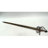 Rapier sword - A reproduction rapier, length 102cm.
