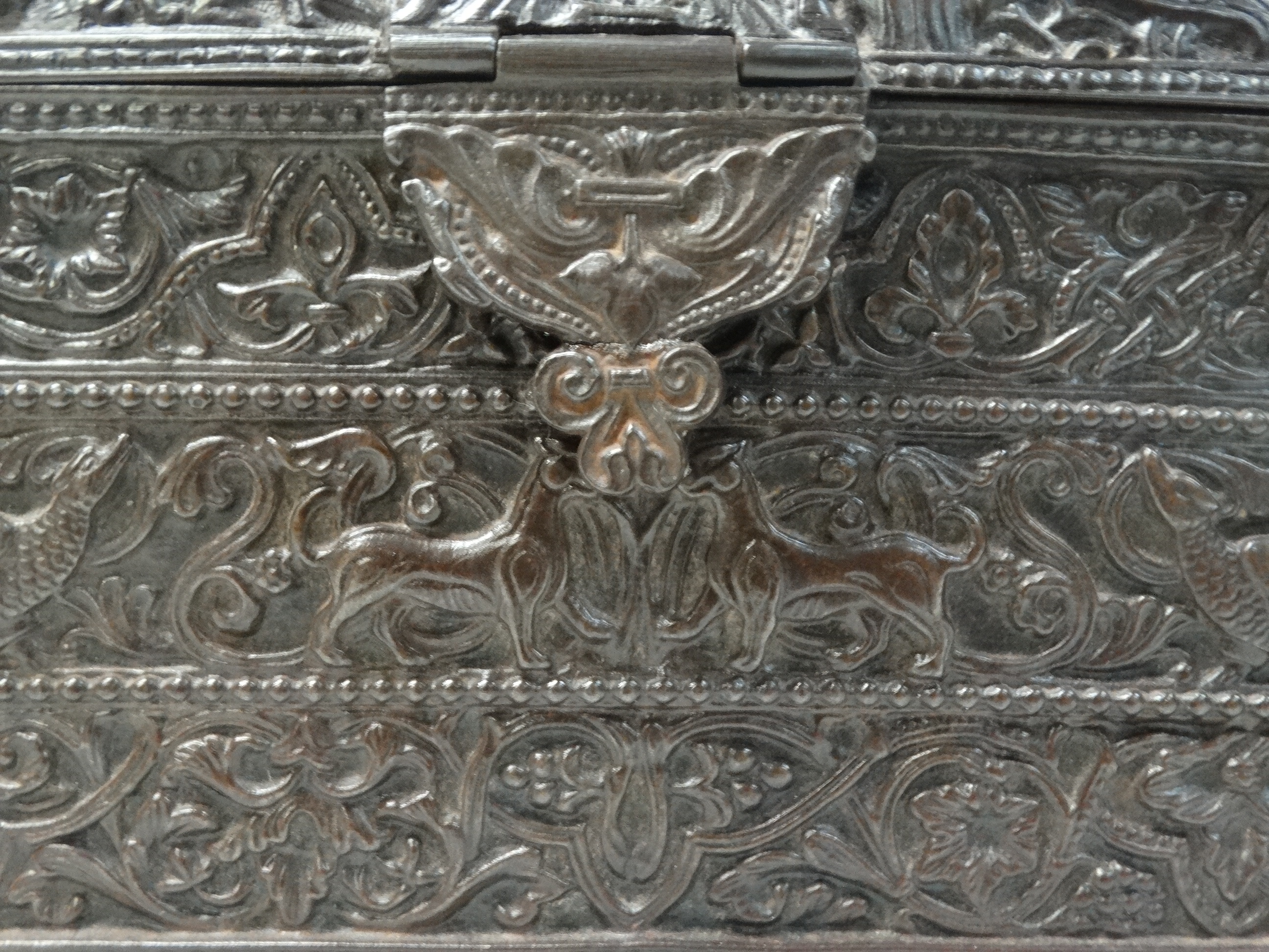 Mid 19th Century Bronze Casket - A patinated Gothic Revival bas relief bronze small casket, - Image 4 of 5