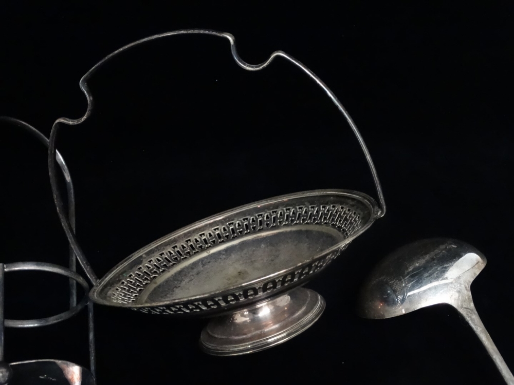 A silver plated tureen - of part gadrooned form with twin handles and cover, diameter 21cm, together - Image 3 of 5