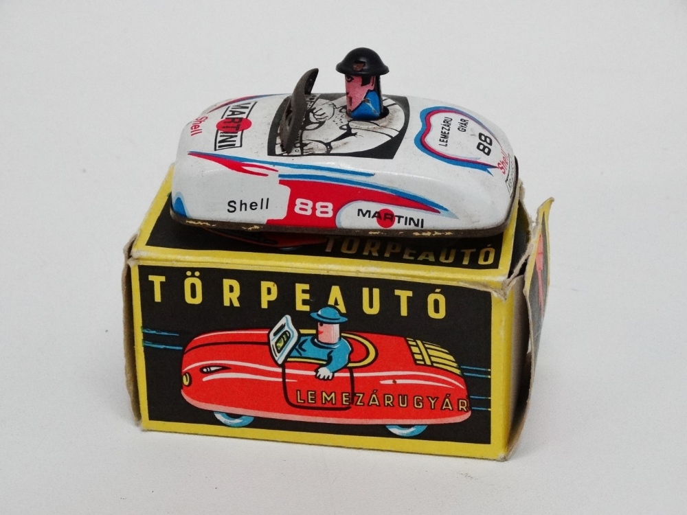 Torpeauto tin plate race car - push and go friction drive, in Shell/Martini livery, with original - Image 2 of 6