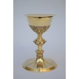 Billiaux-Grosse (Brussels): gothic revival chalice in gilt silver with paten (h22xdia14cm)