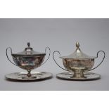 Lot: two soup tureens on dishes in silver plated metal (h28x27cm) (h29x26cm)