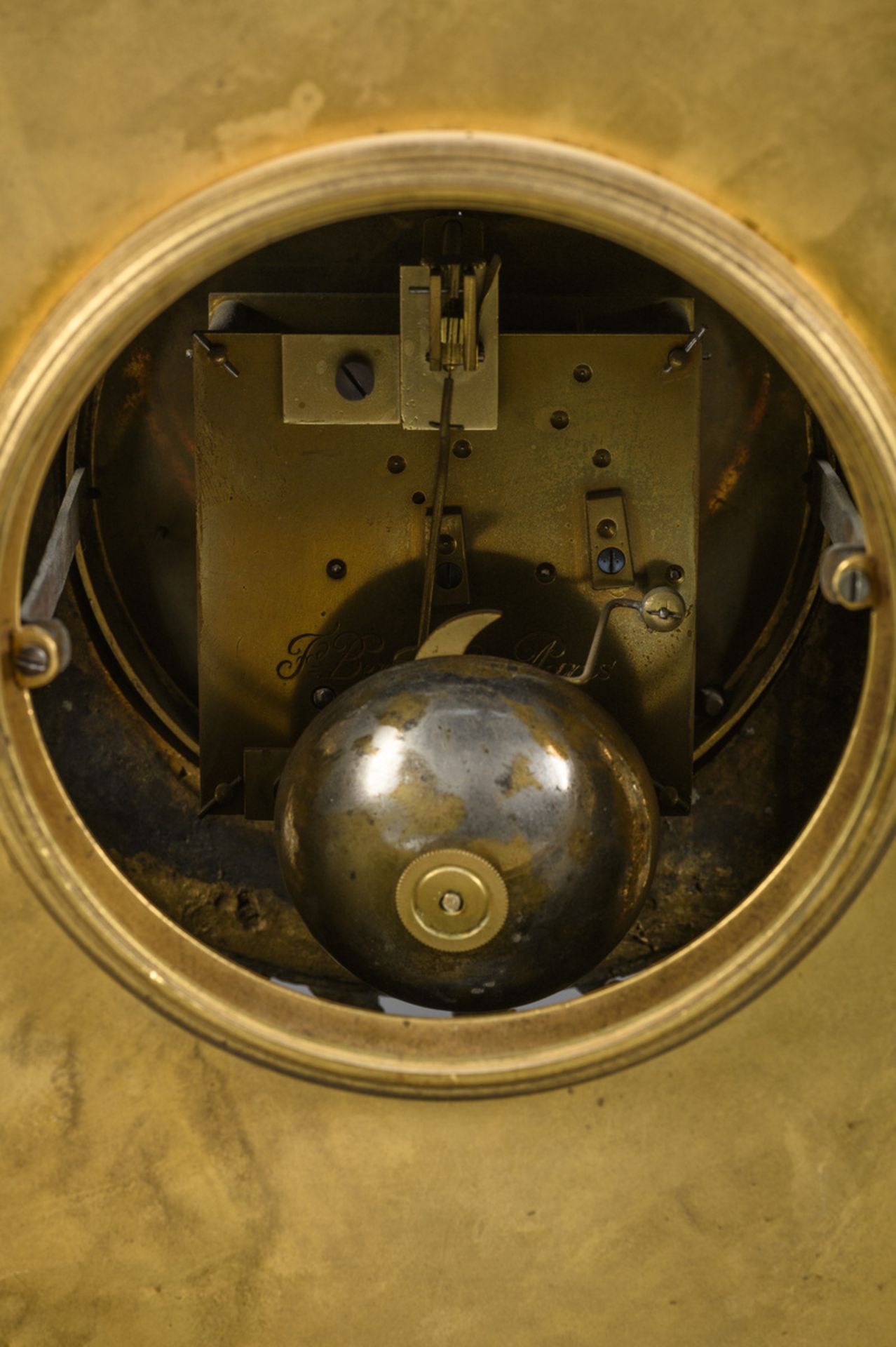 Louis XV clock in gilt bronze with wooden base, by F. Berthoud à Paris (58x71x24) - Image 4 of 7