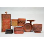 Lot: 8 pieces of lacquerware from Southeast Asia (h10 to 21cm) (*)