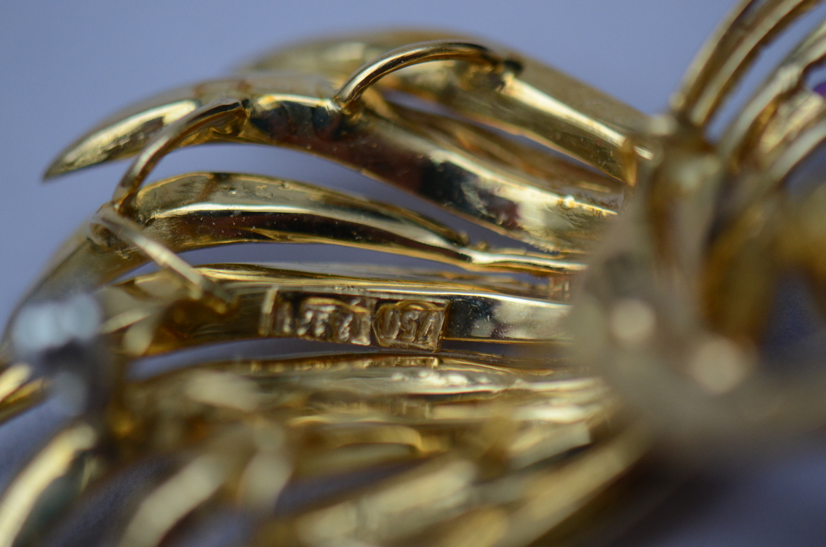 Two golden 18kt brooches (39 grams) - Image 5 of 5