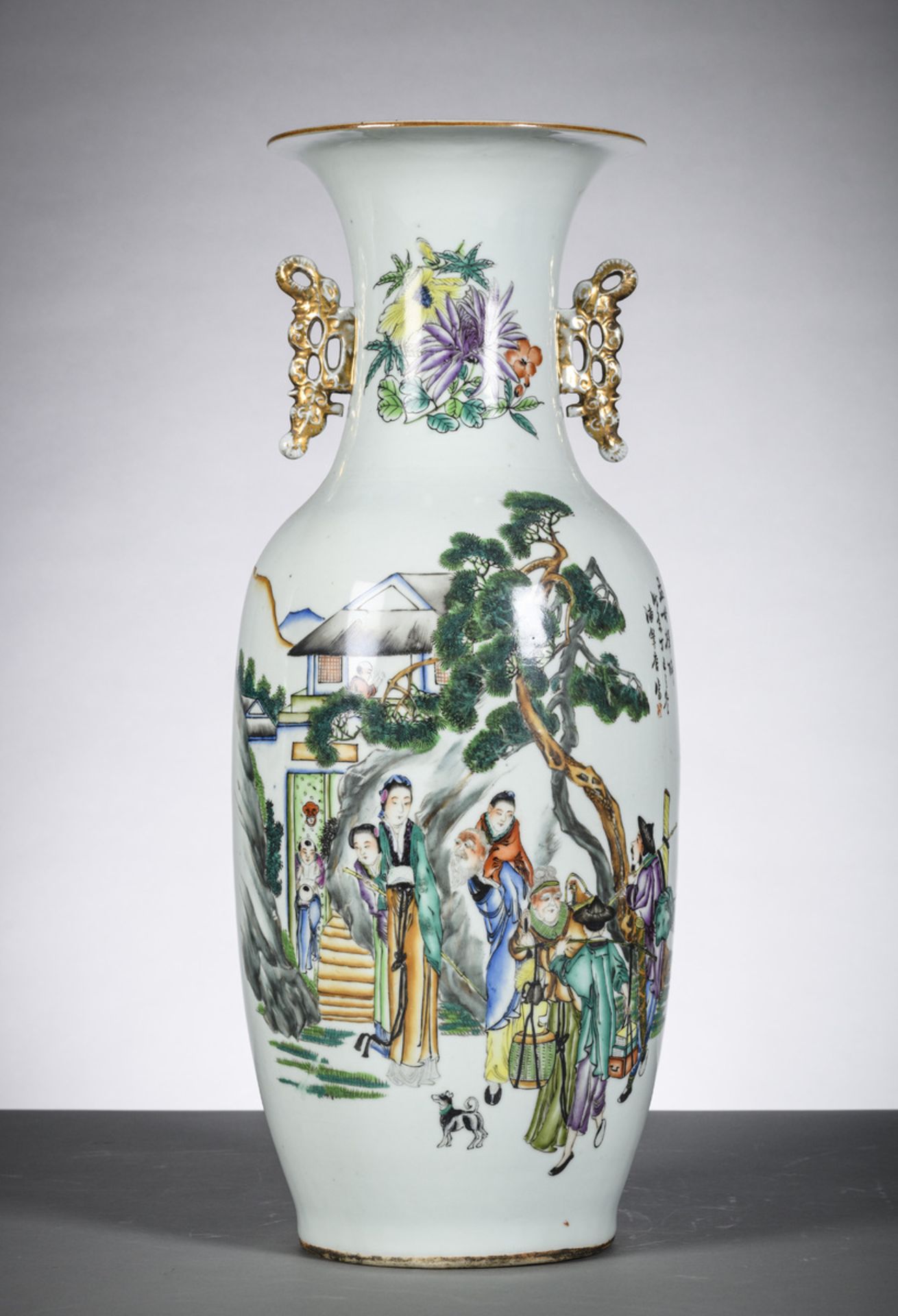 Chinese porcelain vase with double decoration 'travellers' (h59.5 cm)