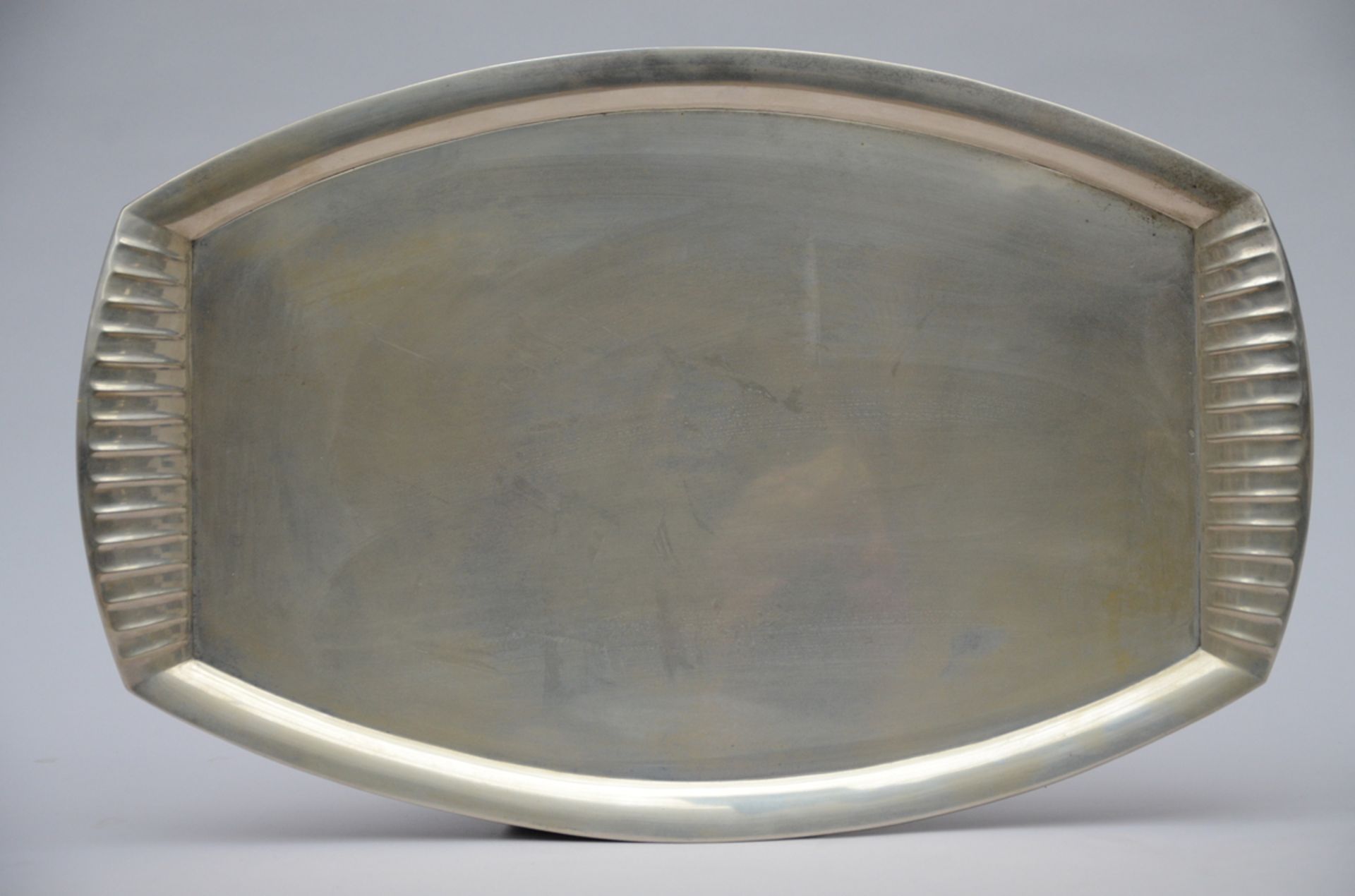 Lot silver: Wolfers table mirror (40x30cm)+ round dish by Wolfers (dia32cm)+ art deco tray ( - Image 6 of 7