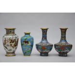 Lot: 4 vases in Chinese cloisonné (h26 - 31cm)