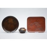Lot 3 objects in lacquer: plate Buddha's hand (26x30cm), dish (dia28cm) and bowl (h8x13cm) (*)