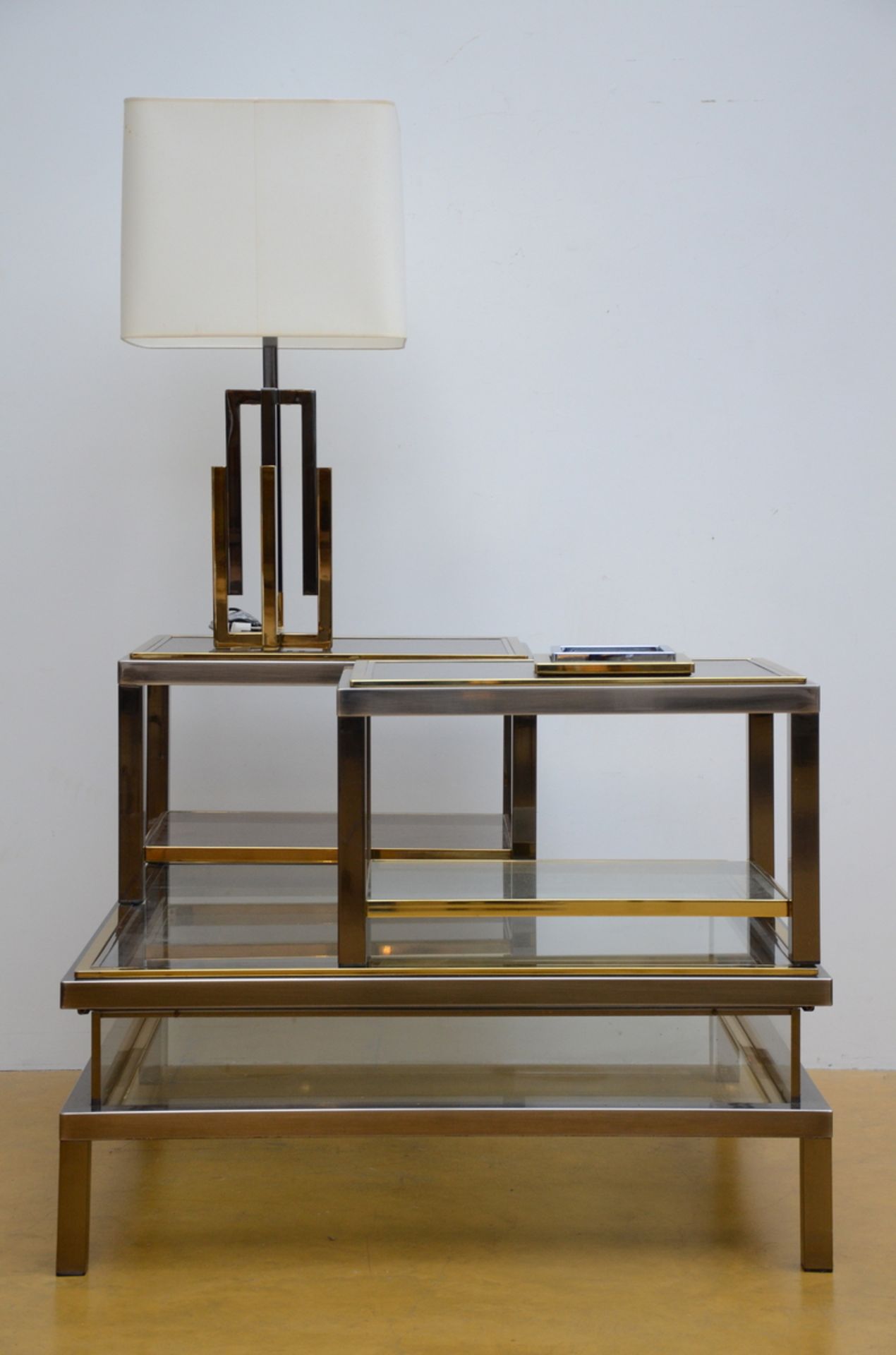 Belgachrome coffee table (h42x108x108cm), 2 tables (h42x68x48cm) and lamp (total h91cm) - Image 4 of 4