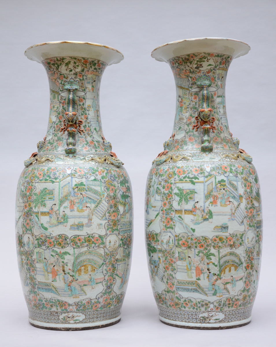 A pair of large Canton famille verte vases in Chinese porcelain, 19th century (h90cm) (*) - Image 2 of 11