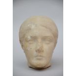 Lady's head in marble (H22cm)