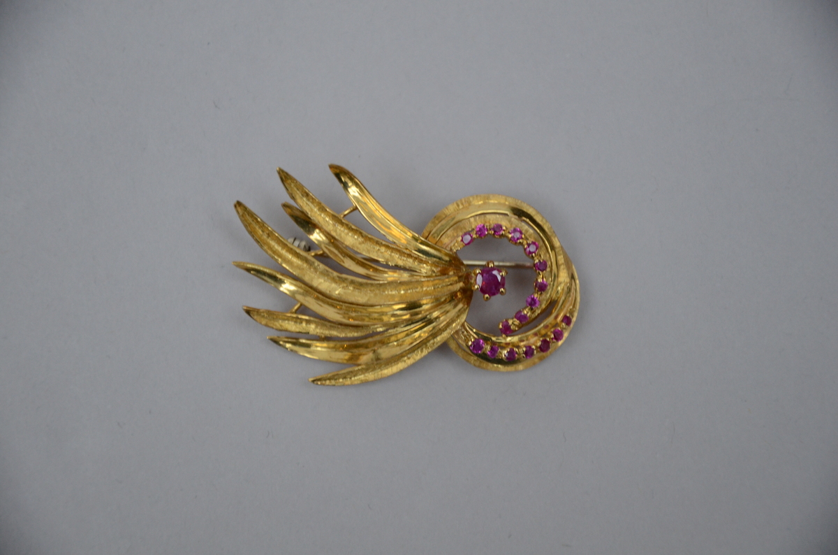 Two golden 18kt brooches (39 grams) - Image 4 of 5