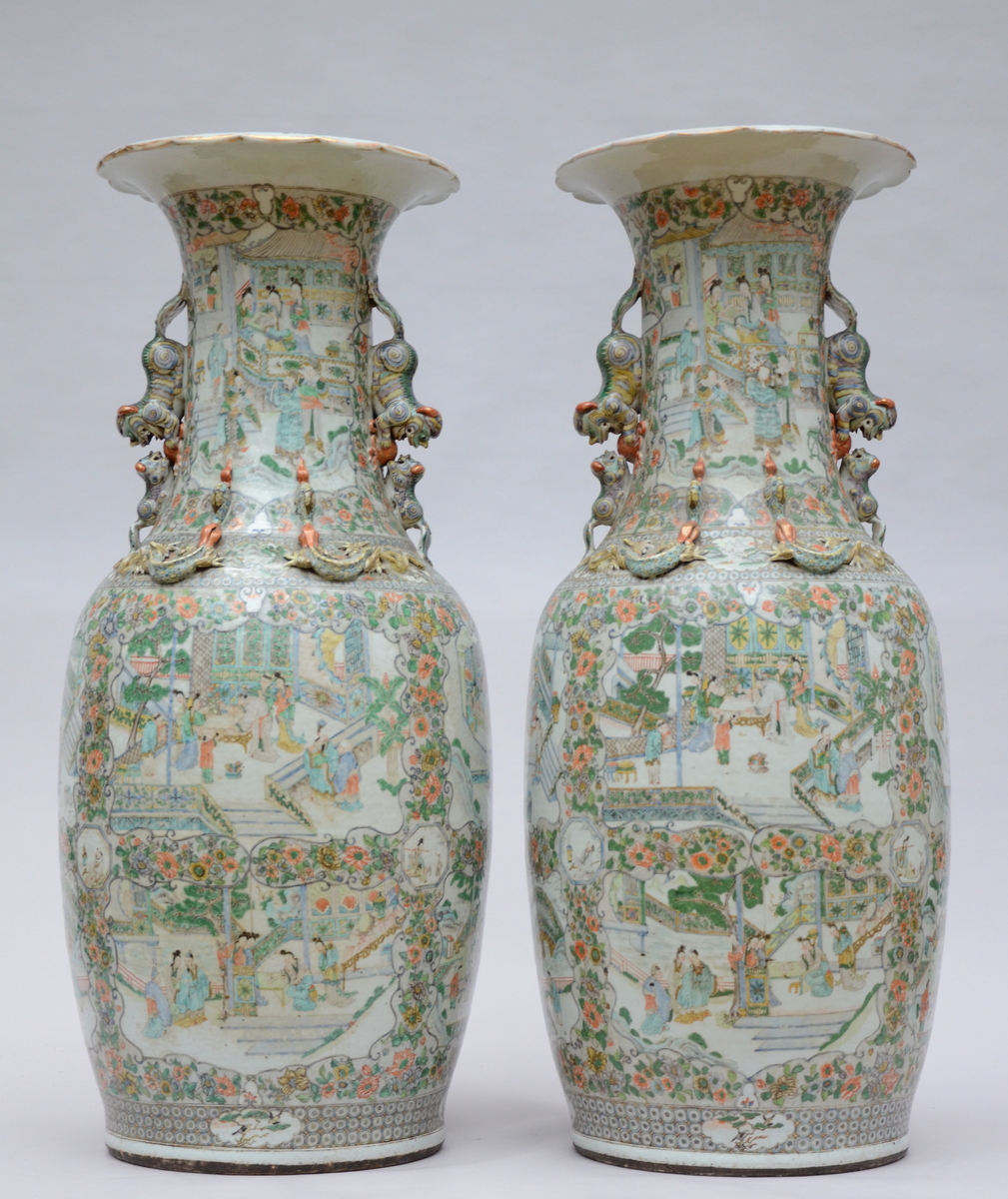A pair of large Canton famille verte vases in Chinese porcelain, 19th century (h90cm) (*) - Image 3 of 11