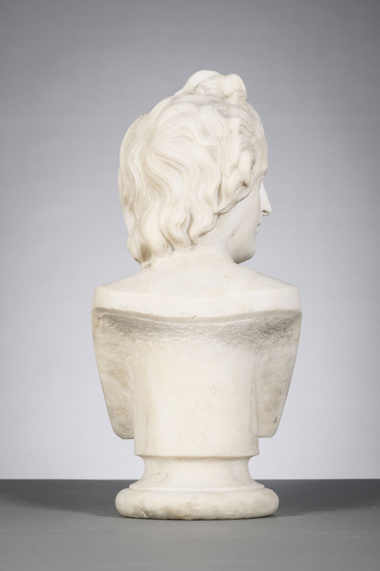 I. Kossos 1858: sculpted marble bust 'Apollo' (h53cm) - Image 3 of 4