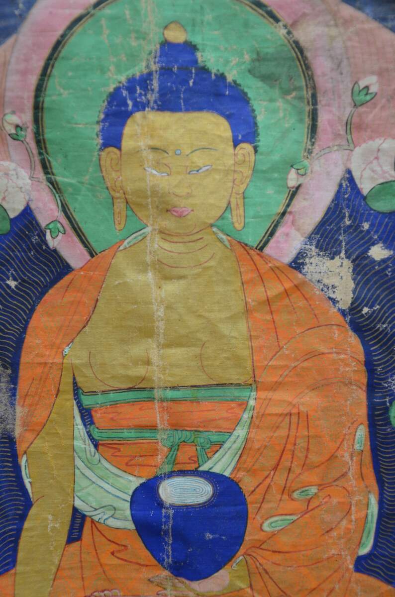 A Tibetan thangka 'medicine Buddha', 19th century (52x35cm) - Image 3 of 3