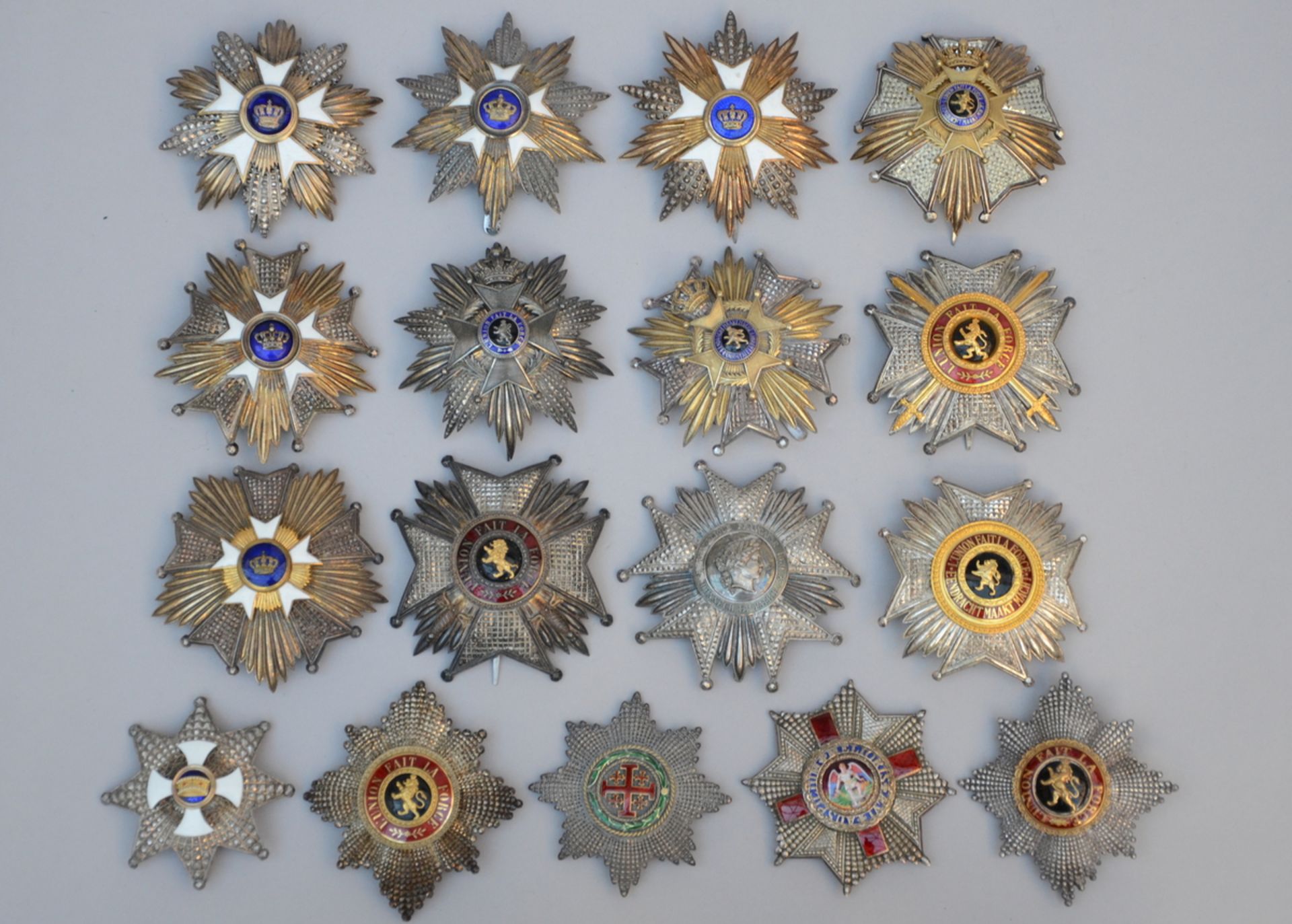 Large collection of starmedals