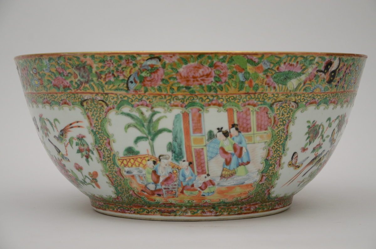 Large bowl in Canton porcelain, 19th century (h17x40cm) (*) - Image 2 of 4