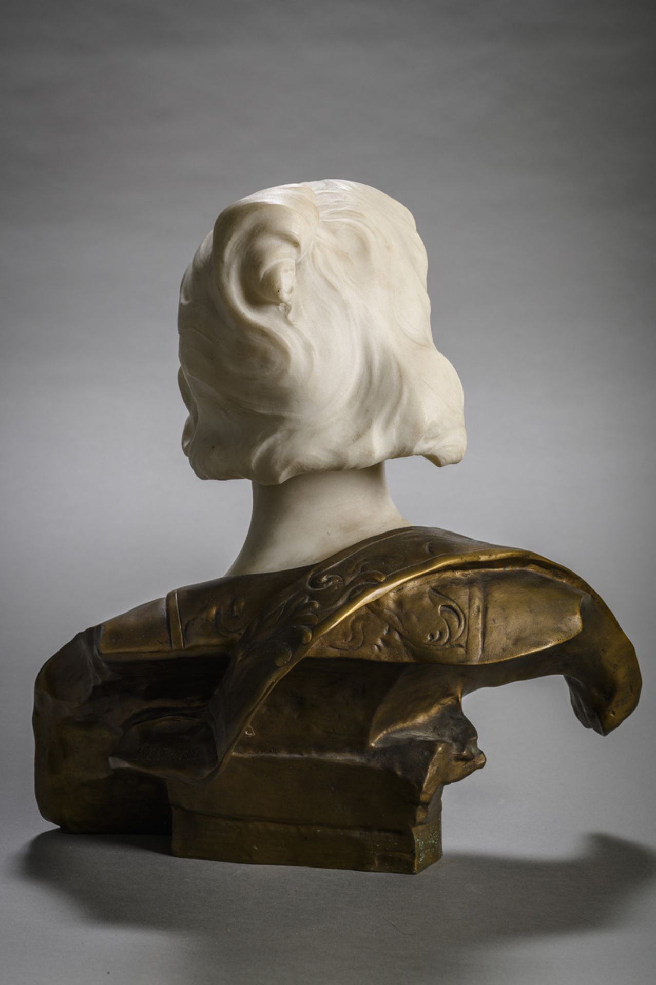 Paul François Berthoud: 'ladies bust' in bronze and carrara marble (h45cm) - Image 3 of 4