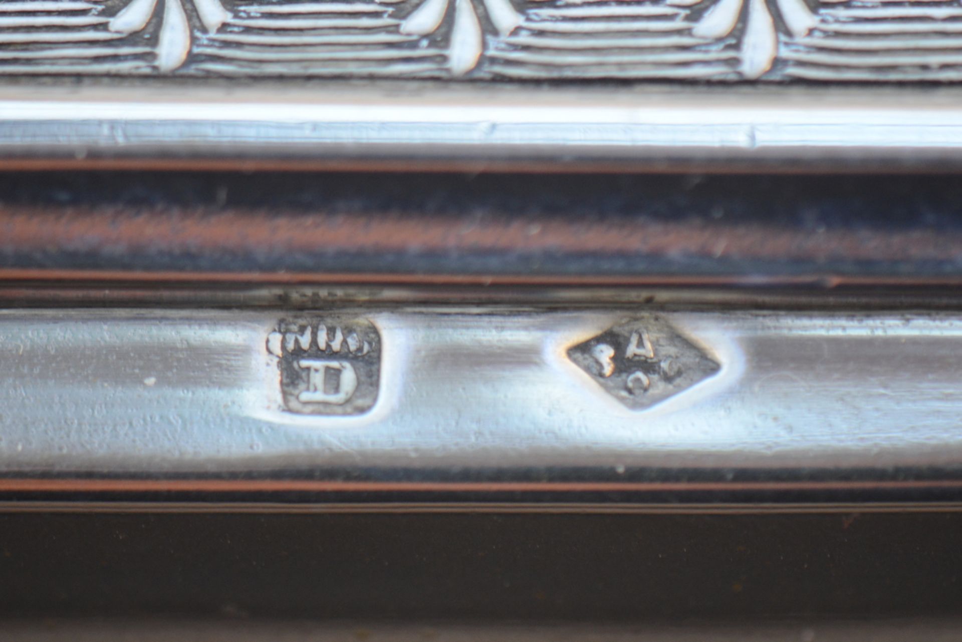 A silver platter with engraving 'wedding gift' (52x32cm) - Bild 4 aus 4