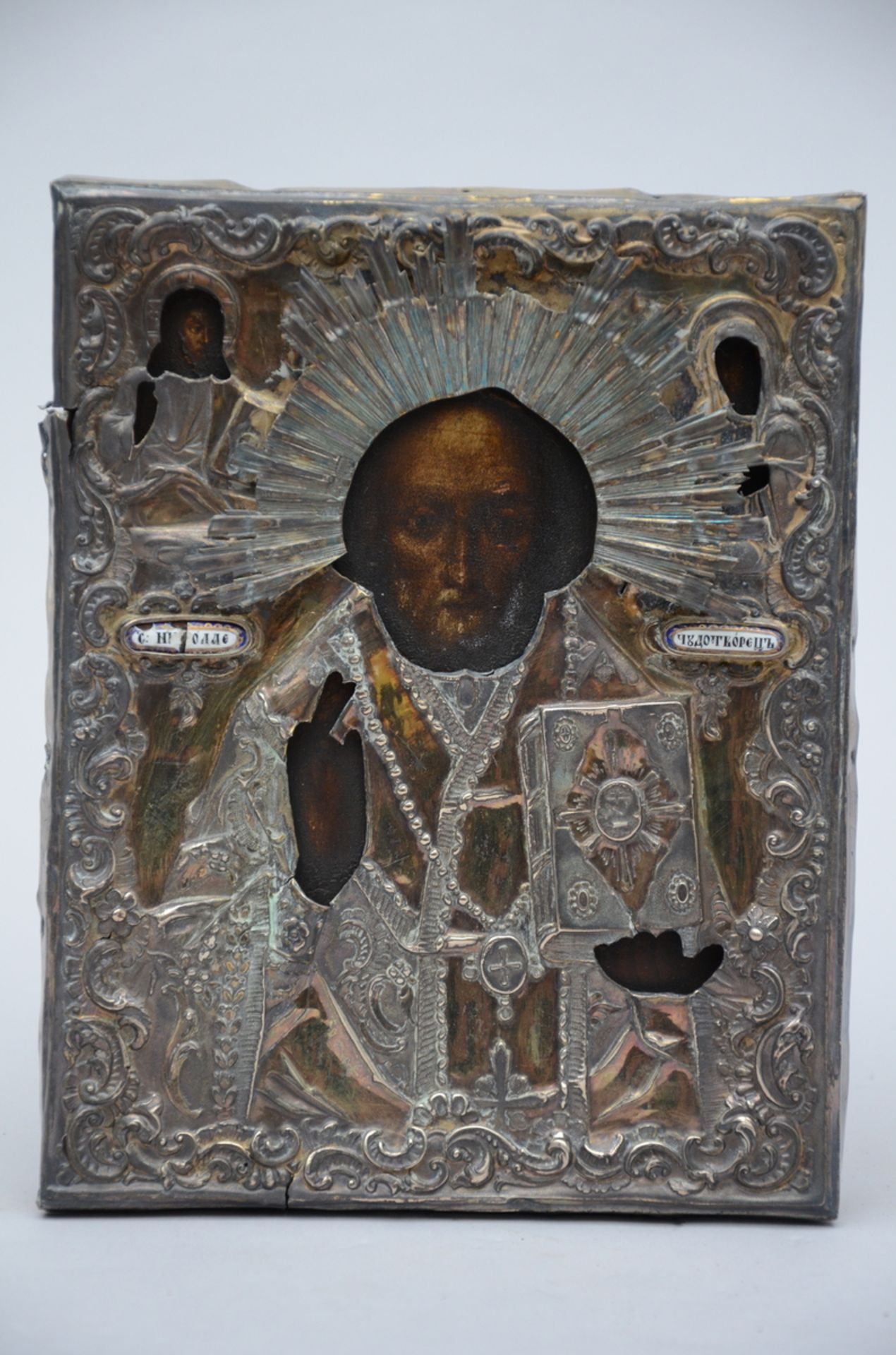 Small icon with silver fittings 'St. Nicholas' (23x18cm) (*)