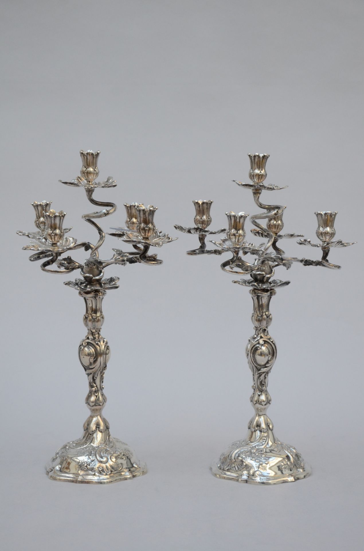 A pair of silver Louis XV style chandeliers (h48cm)