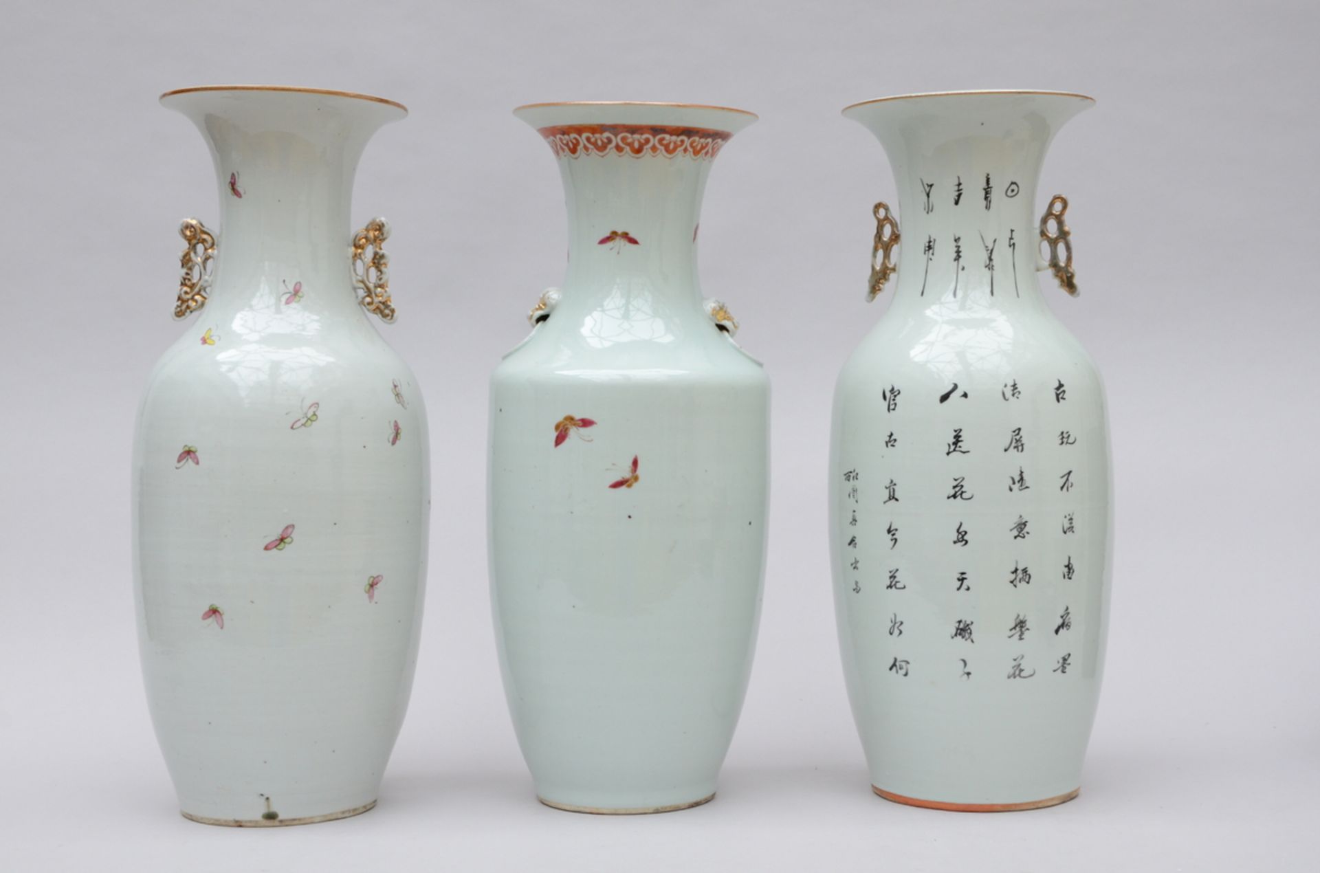 Lot: 3 Chinese vases 'antiquities', 'birds', 'flowers' (H 57.5, 58, 57 cm) - Image 2 of 4