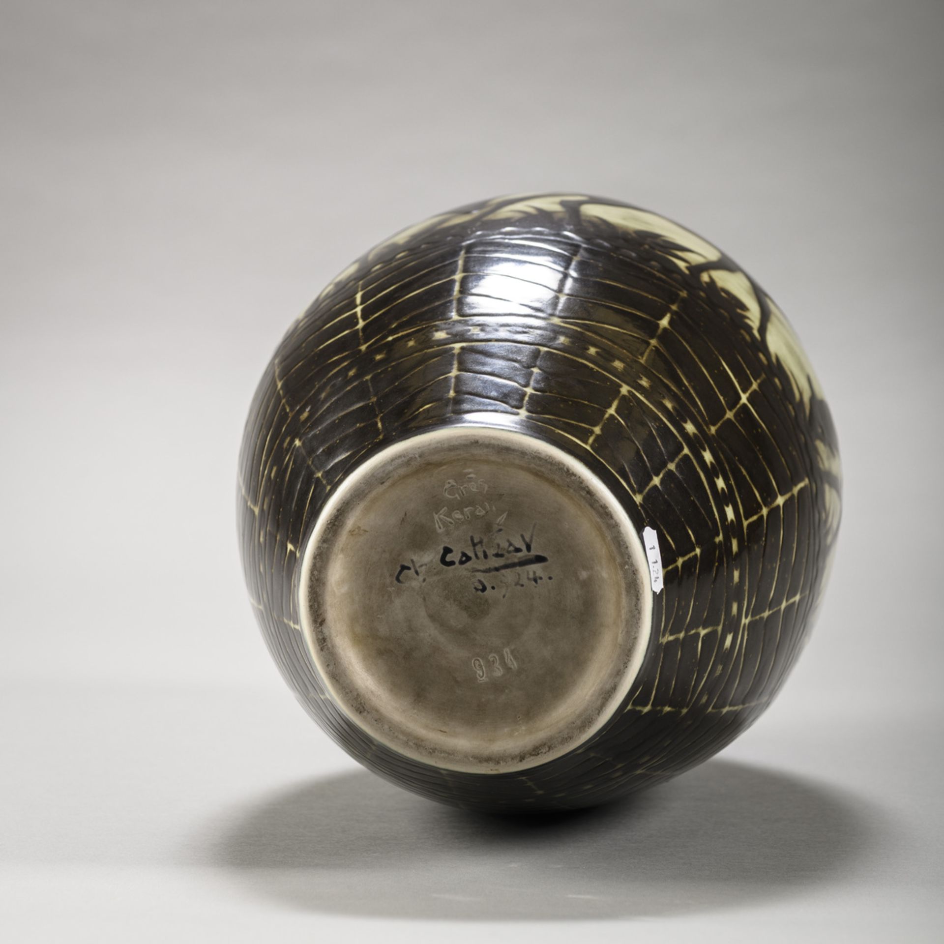 Art Deco vase in stoneware Keramis, Charles Catteau 'deer' D924 (h46cm) - Image 3 of 3