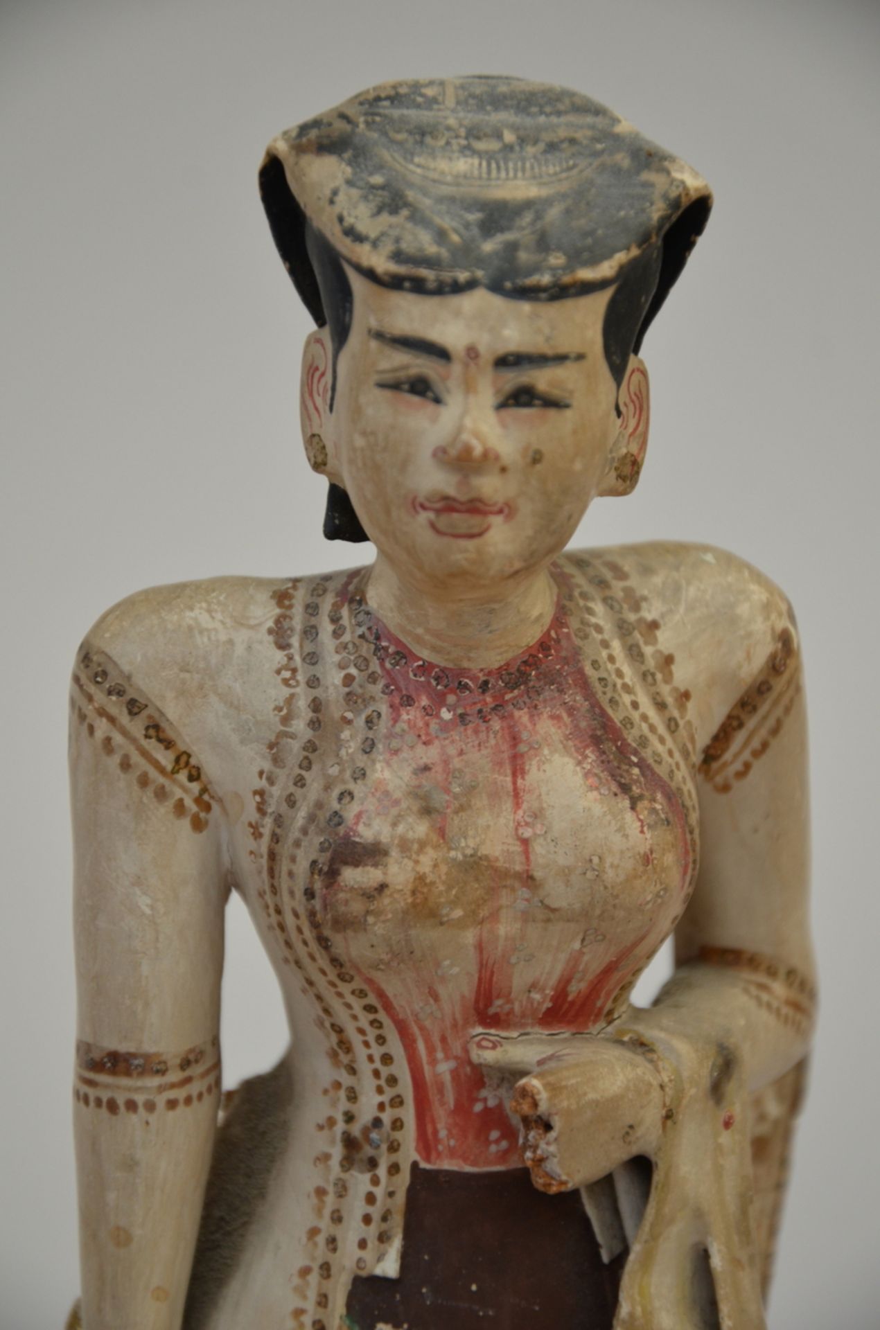 Collection of figures in papier mache and wood, Southeast Asia (H24 to H27cm) - Image 6 of 6