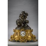 Romantic mantel clock in bronze 'playing putti', 19th century (h48x35x14cm)