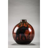 Art Deco vase Charles Catteau, 'elephants' D1463 (h20cm)