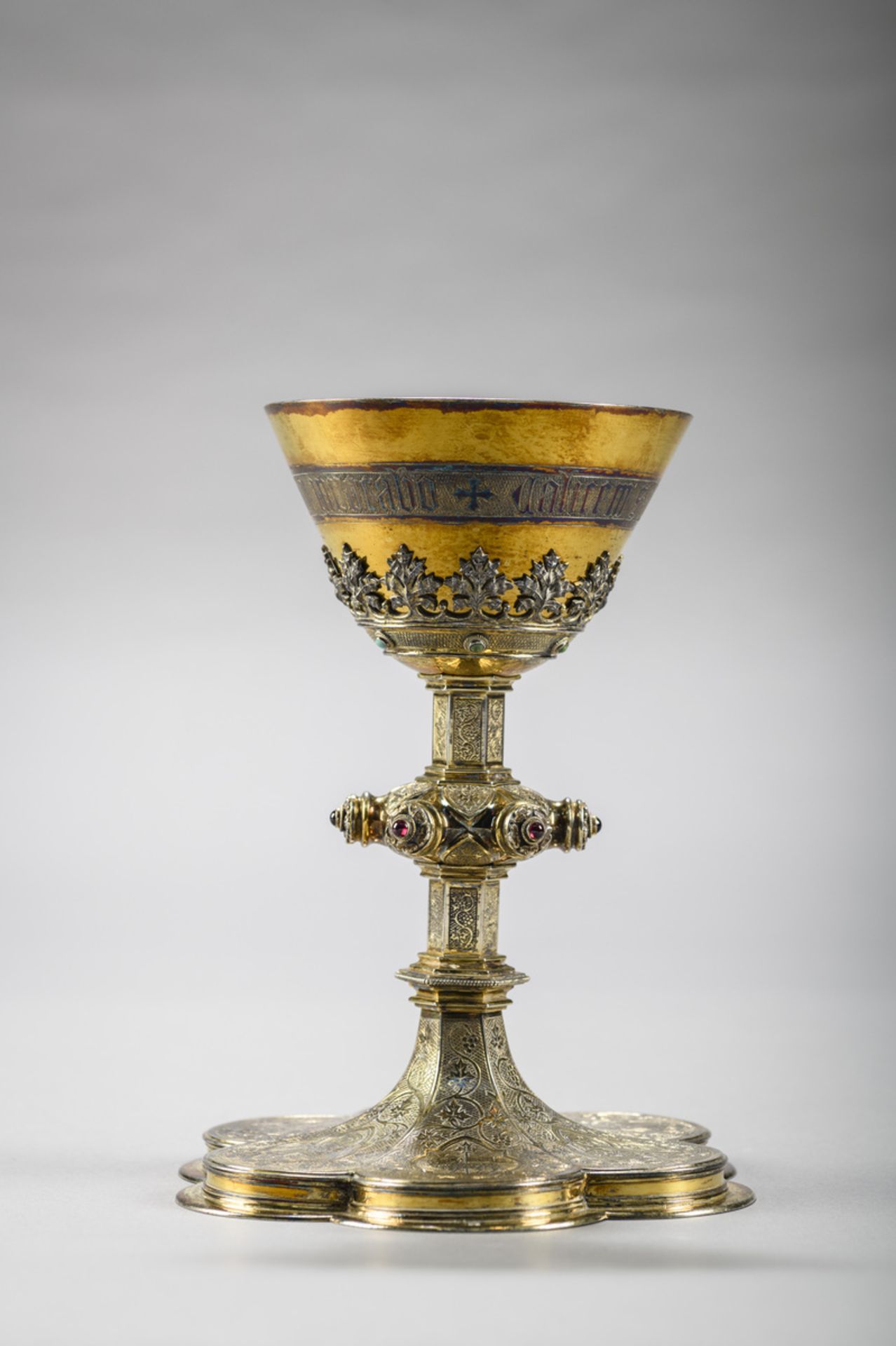 Van Damme (Bruges): gothic revival chalice in gilt silver (h21.5cm) - Image 2 of 5