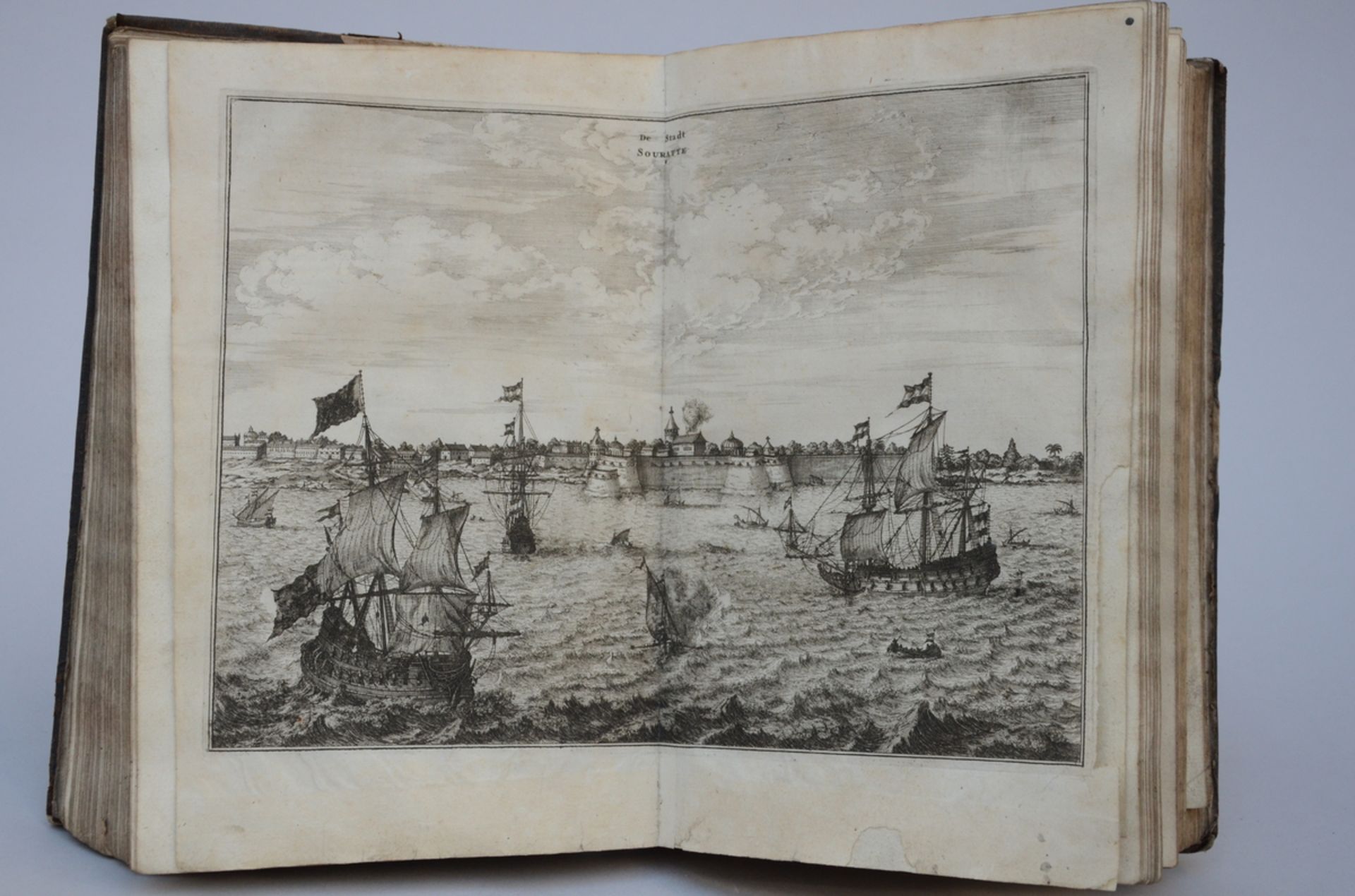 Olfert Dapper: book 'Asia, het rijk des grooten mogols en een groot gedeelte van Indiën' 1672 ( - Image 5 of 6