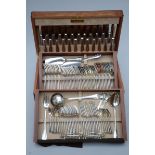 Christofle: silver plated cutlery set in wooden case (*)
