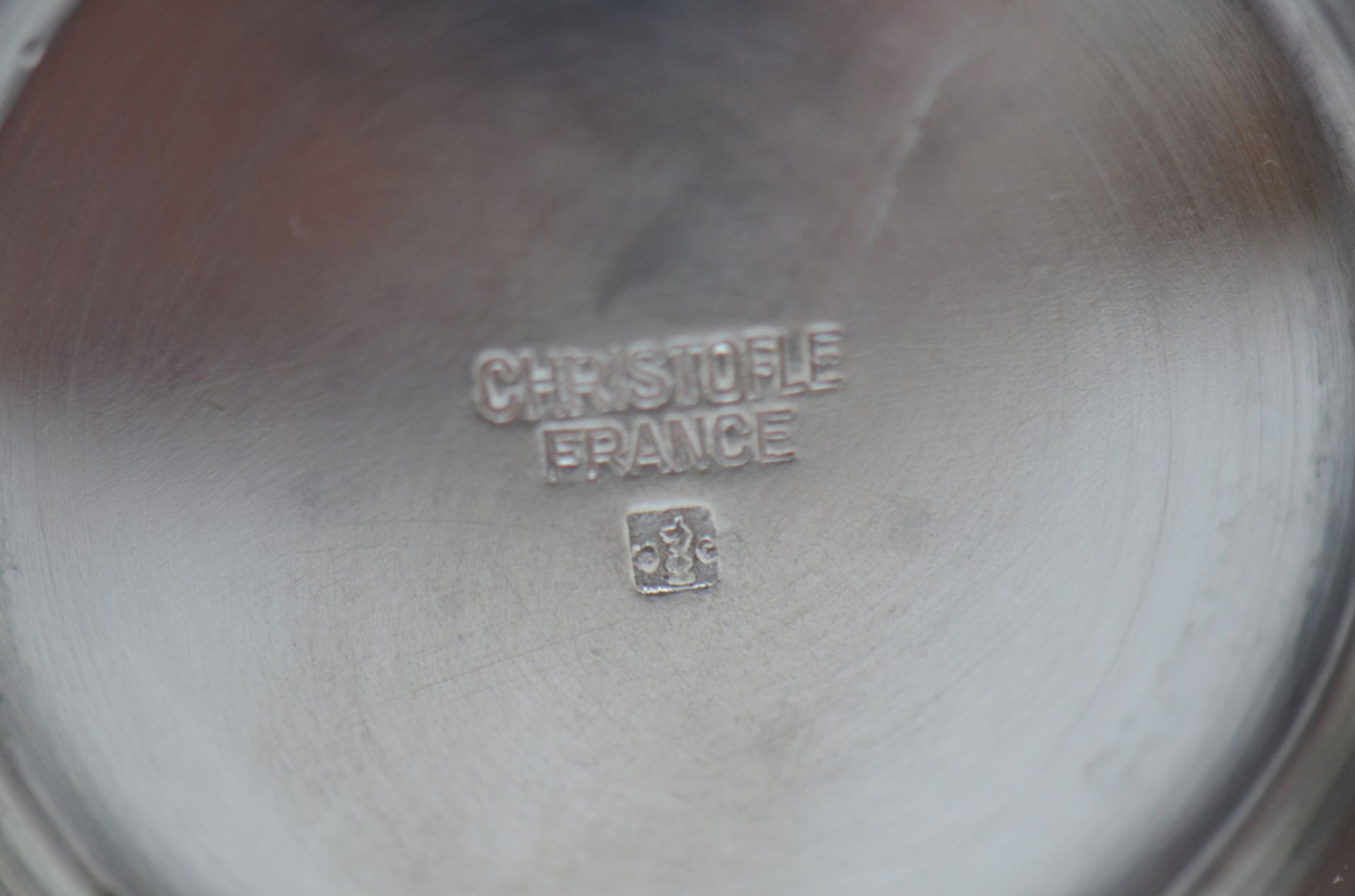 Christofle: silver plated coffee service on a scale (h27cm) (66x42cm) - Image 3 of 3