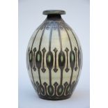 Art Deco vase in stoneware Keramis, Charles Catteau, 'abstract' D1000 (h29cm)
