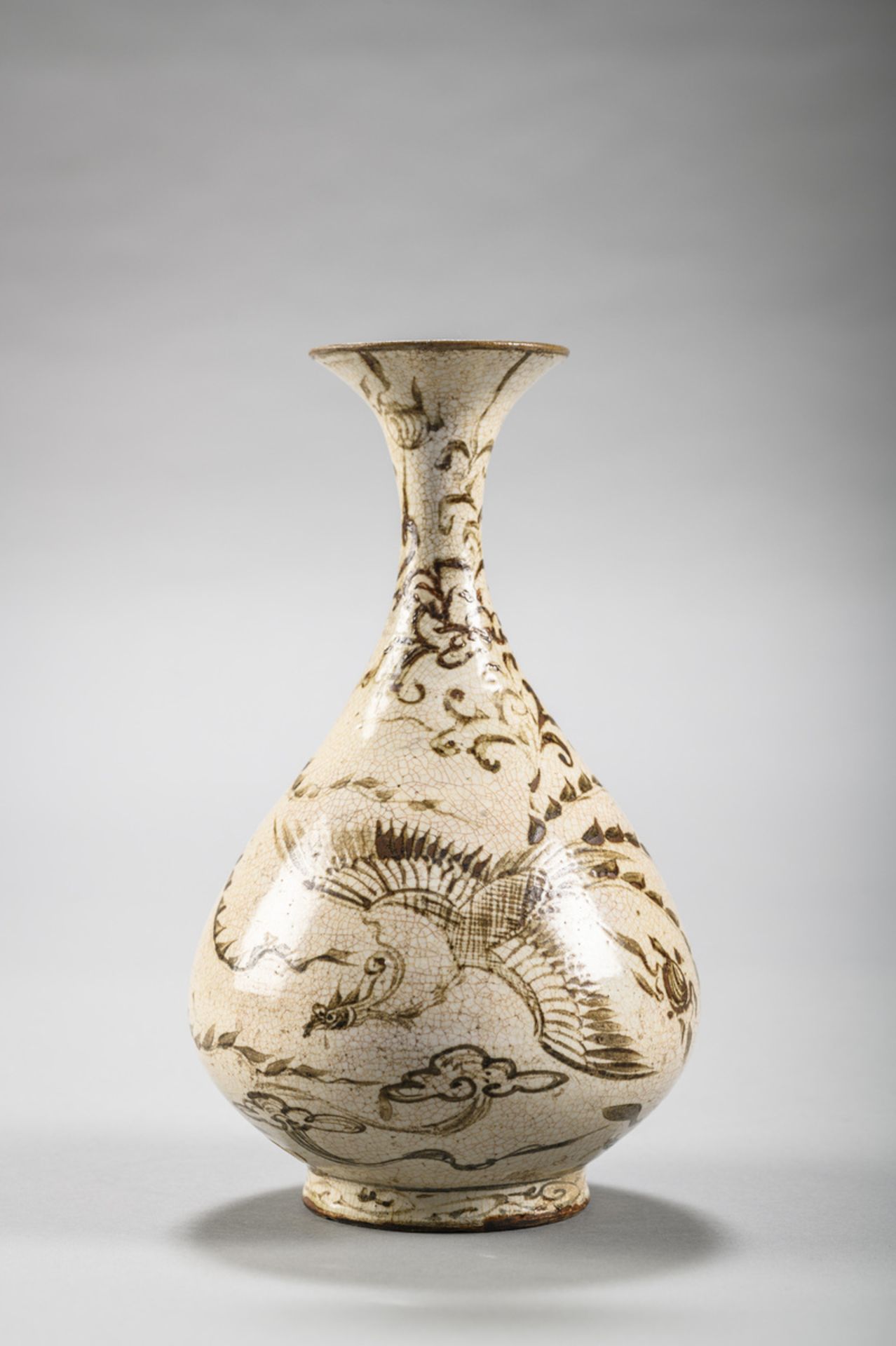 Asian vase 'phoenix', presumably from Vietnam (H 28cm) (*)