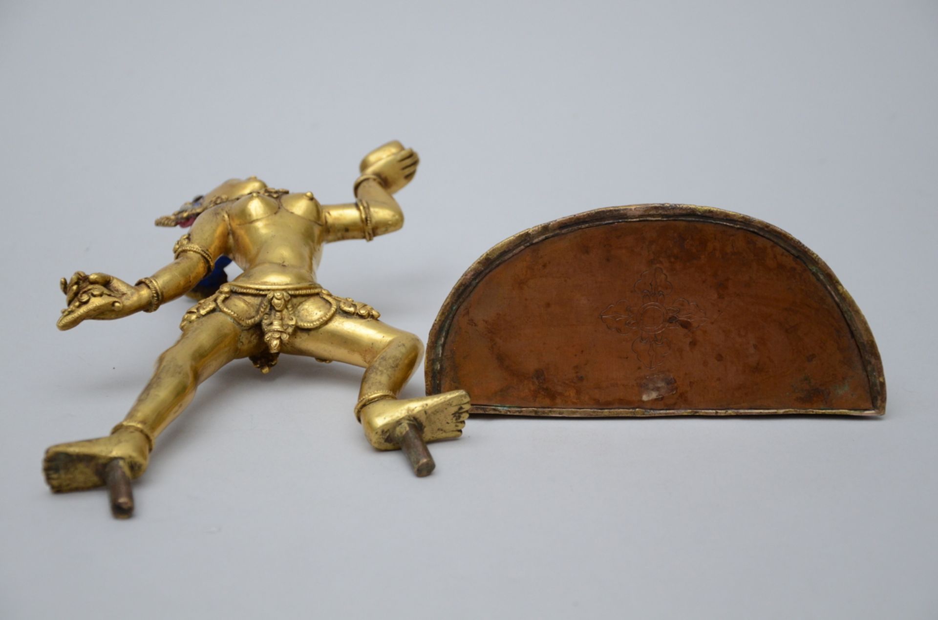 Dancing Dakini in gilt bronze (H23cm) - Image 3 of 4