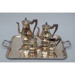Christofle: silver plated coffee service on a scale (h27cm) (66x42cm)