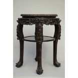 Chinese pedestal in hardwood (81x54x54cm)