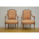 A pair of patinated Louis XVI style seats (47x88x50cm)