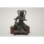 Bronze sculpture 'Guandi' Ming dynasty (19x12x8cm) (*)