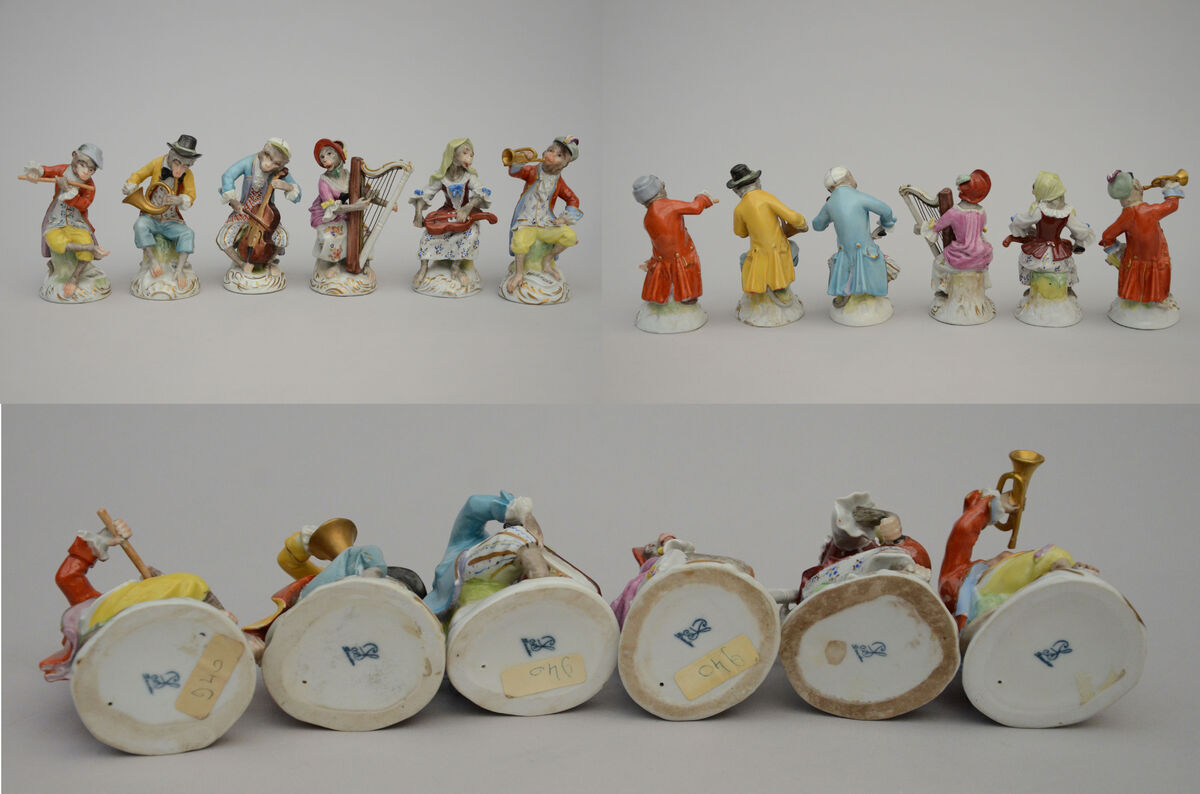 Lot: 19 porcelain statues 'monkey orchestra' (h 10.5cm - 13cm) (*) - Bild 5 aus 5