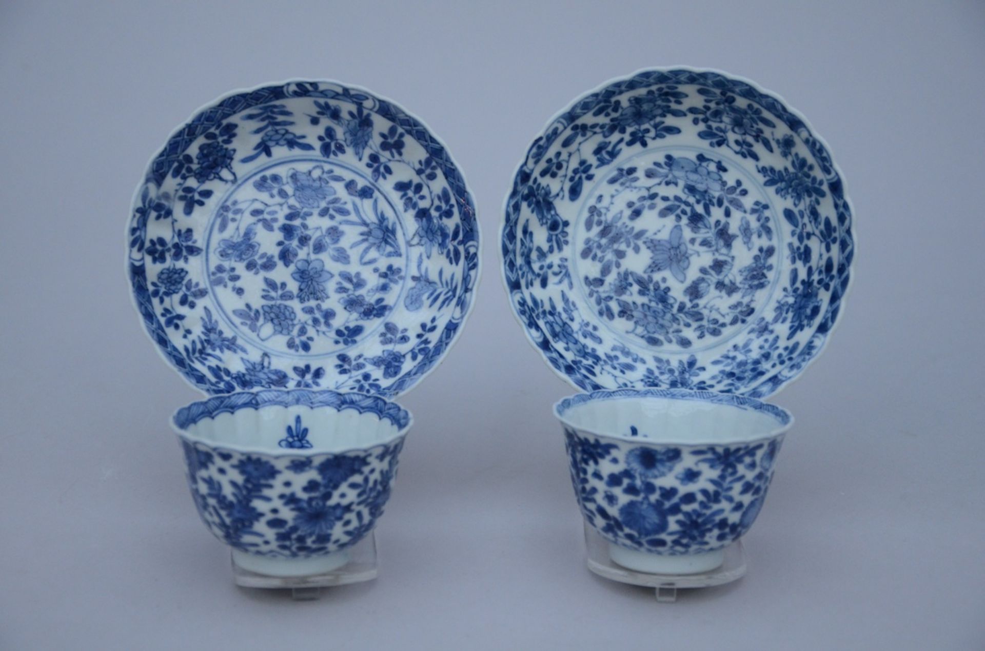 A pair of cups and saucers in Chinese blue and white porcelain Kangxi period (h5 dia8) (dia13cm)