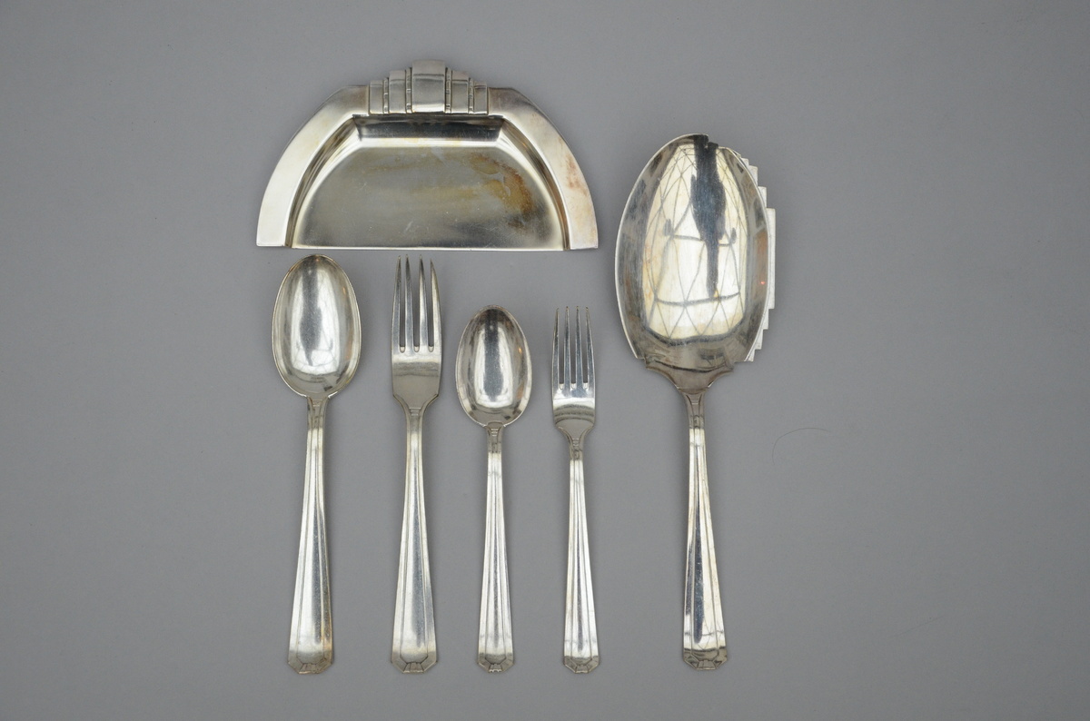 A case with silverplated metal cutlery set Art Deco model (*) - Bild 2 aus 5