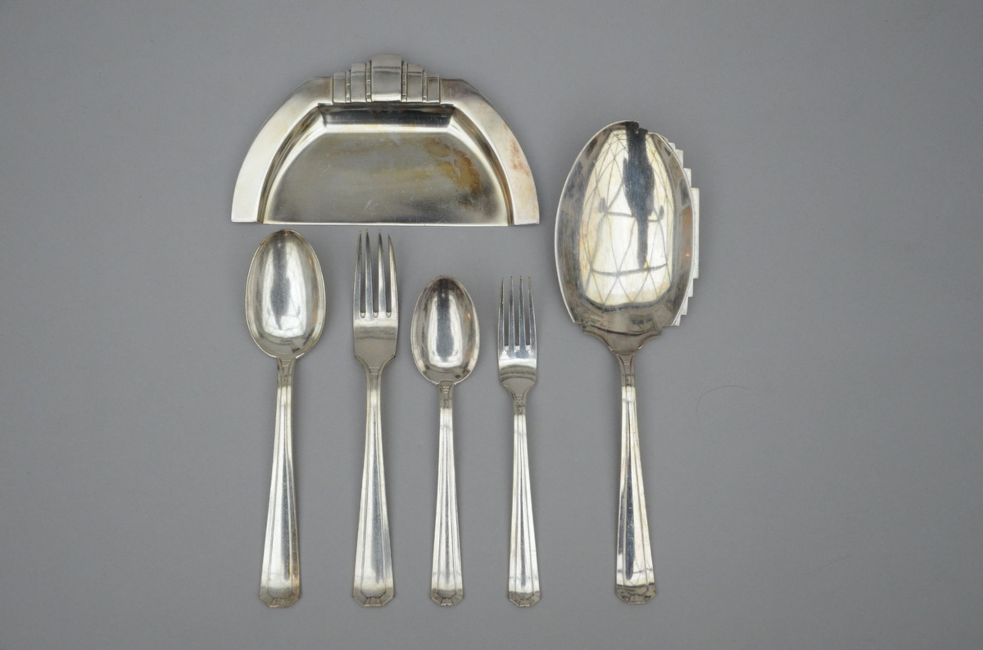 A case with silverplated metal cutlery set Art Deco model (*) - Image 2 of 5