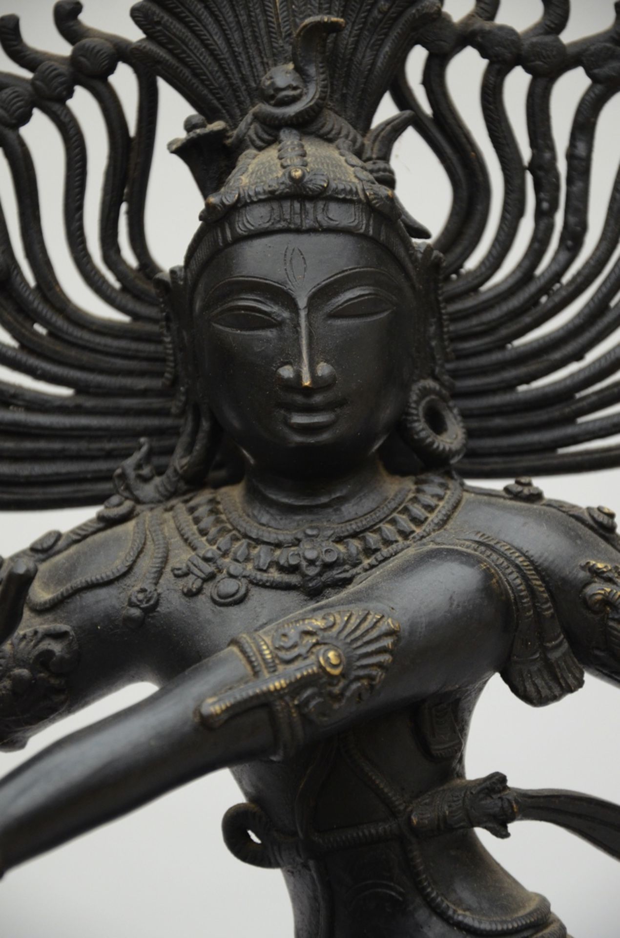 A large bronze sculpture 'Shiva Nataraja' India (63x51x16cm) - Image 3 of 4