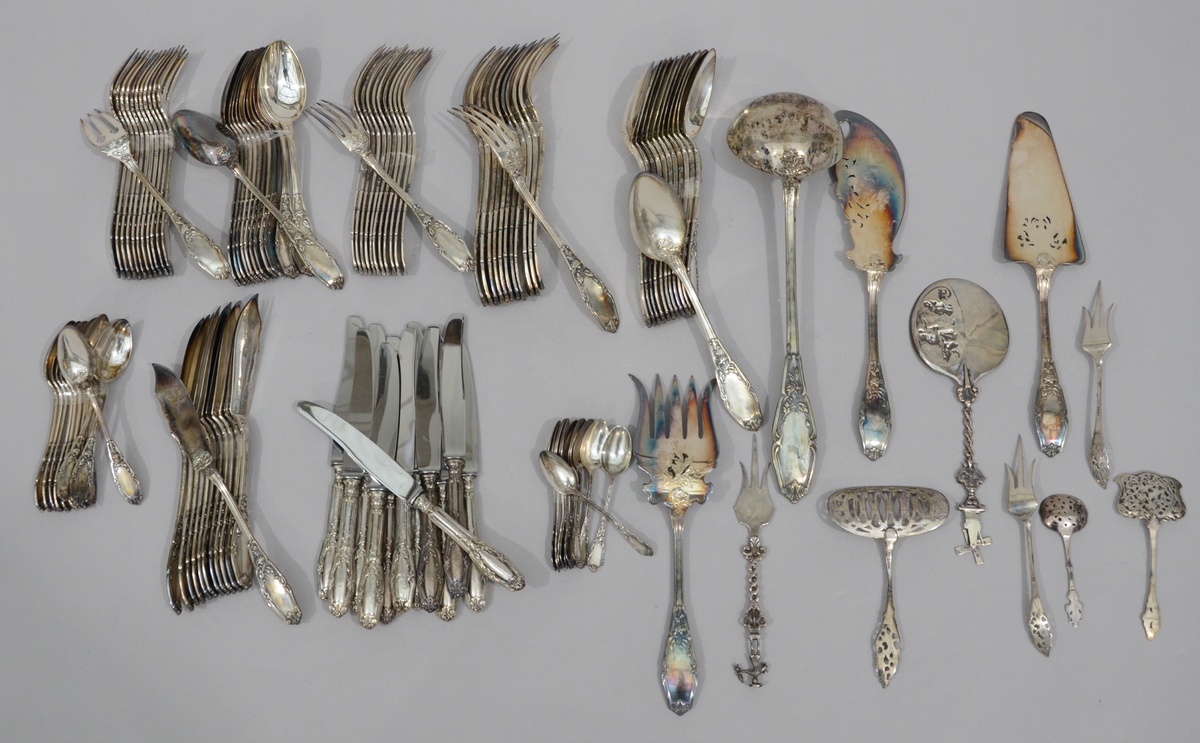 A silver cutlery set for 12 persons Delheid (*) - Bild 2 aus 5