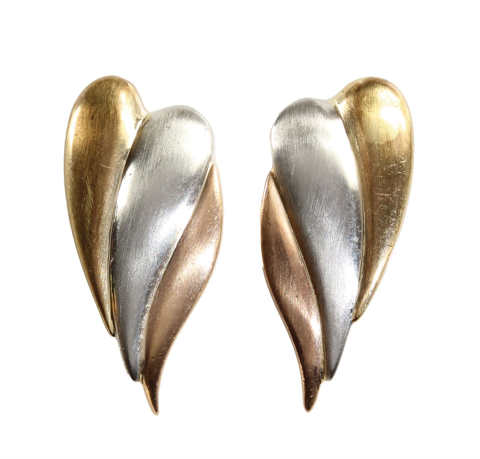 a pair of ear studs, yellow gold/white gold/red gold 750/000, height = 20.3 mm, total 6.4 g. ...